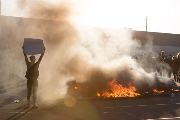 Foto - George Floyd ölüm yıl dönümünde unutulmadı