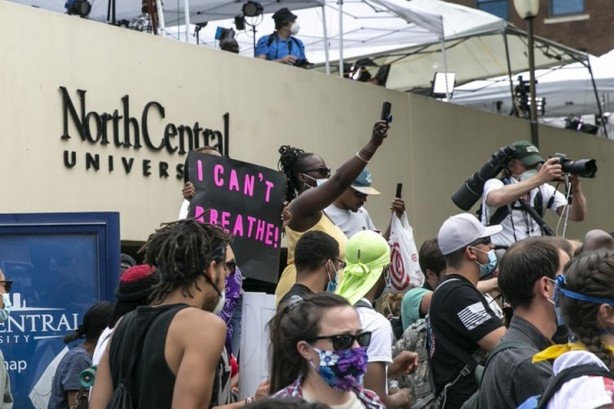 Foto - George Floyd'un cenazesinde dikkat çeken 8 dakika 46 saniye detayı 