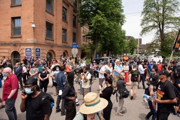 Foto - George Floyd'un cenazesinde dikkat çeken 8 dakika 46 saniye detayı 