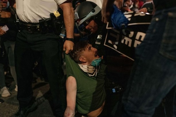 Foto - George Floyd'un cenazesinde dikkat çeken 8 dakika 46 saniye detayı 