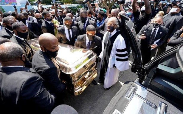 Foto - George Floyd'un cenazesinde dikkat çeken detay