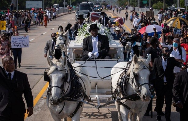 George Floyd'un cenazesinde dikkat çeken detay