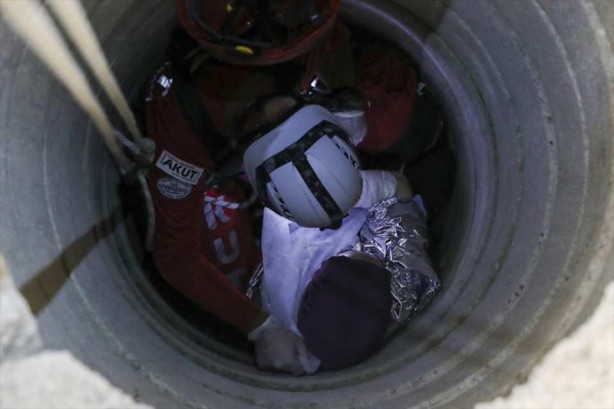 Foto - Gerçeği aratmayan 17 Ağustos depremi tatbikatı!