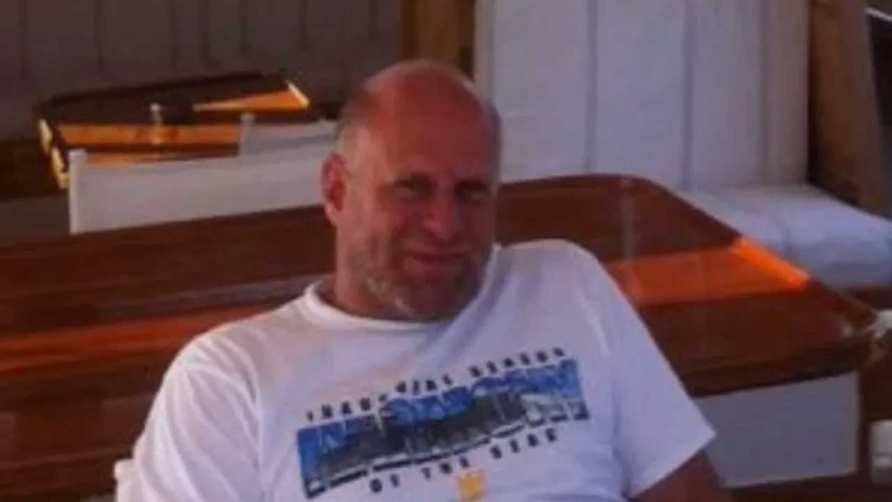 Foto - Gerçeği süründürüyor sahtesi ölüme sebep oluyor! Ünlü iş insanı içki içip öldü