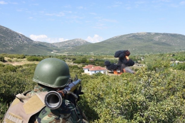 Foto - Gerçeğini aratmadı!