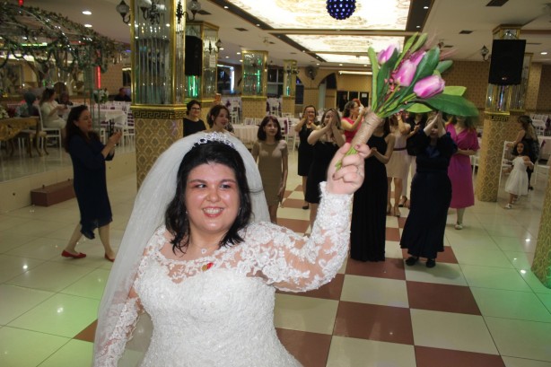 Foto - Gerçeğini aratmadı! Bu düğünde damat yok