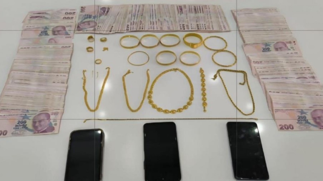 Foto - Gerçek polisleri karşılarında görünce şaşkına döndüler! Çakma polisler neler yapmış neler