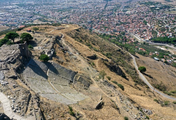Foto - Gerçekten çok şaşırtıcı: UNESCO Dünya Mirası Listesi'nde... Bergama'nın ziyaretçi sayısı artıyor...