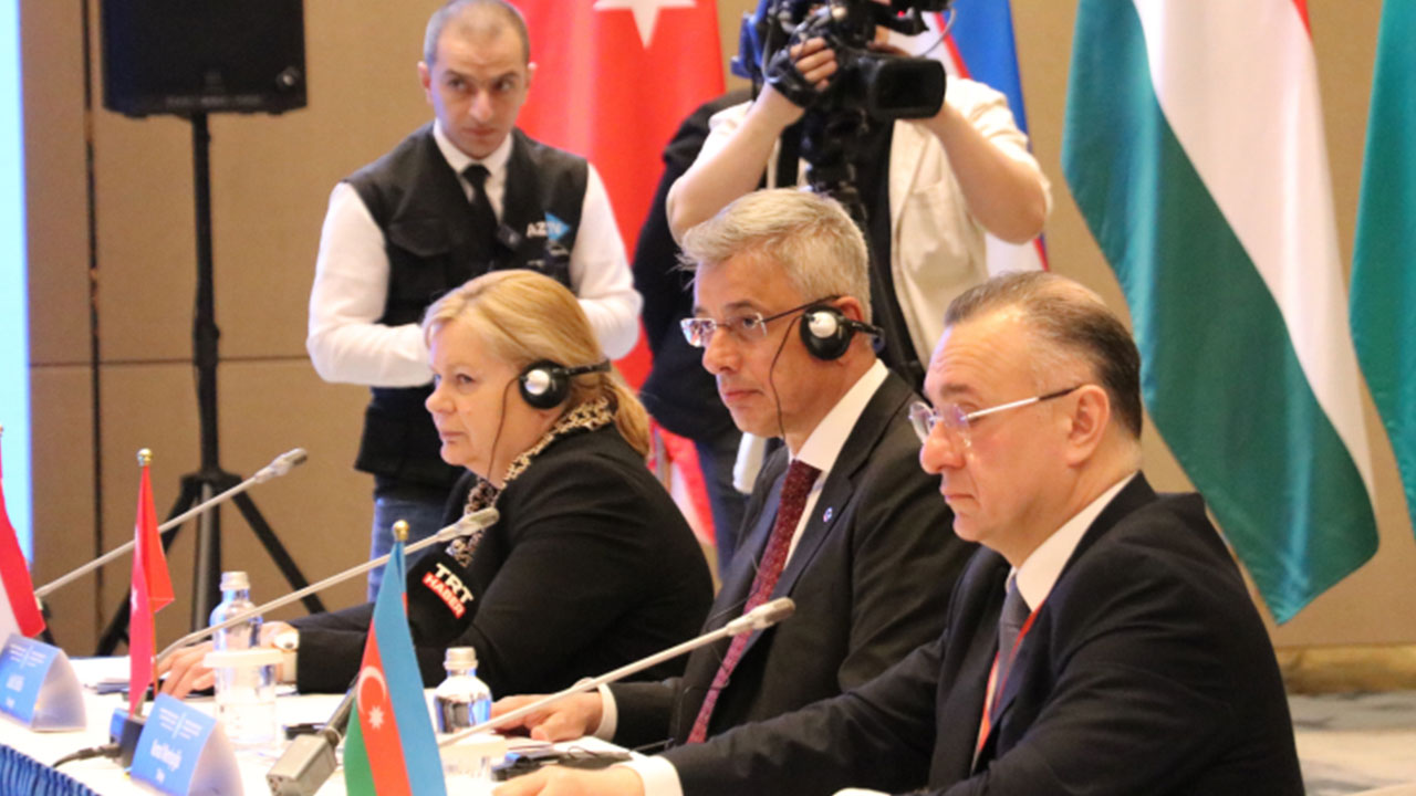 Foto - Gerçekten neler oluyor? Kardeş ülke Kazakistan'dan tartışmalara neden olacak bir karar daha