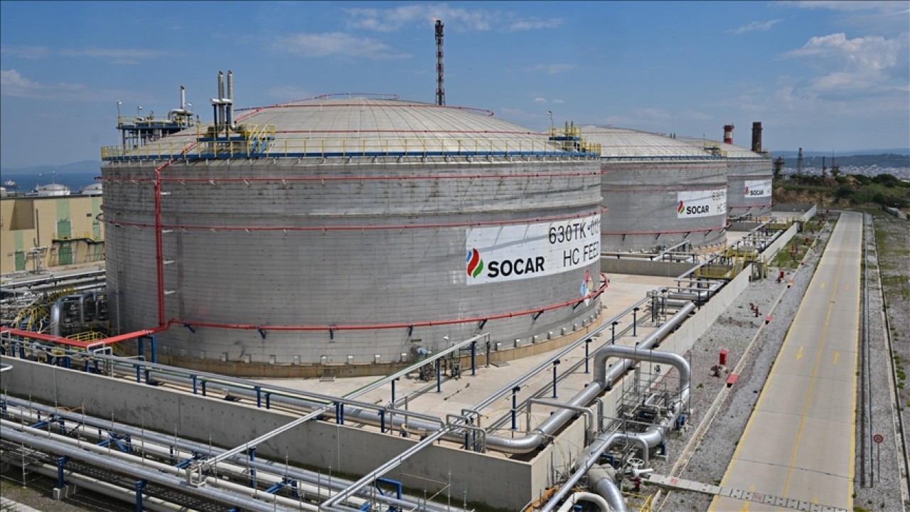 Foto - Daha birkaç ay önceye kadar 'dostumuz' diyorlardı! Azerbaycan'ın petrol tesisini vurdular