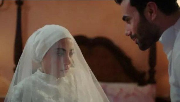 Foto - Gerdek sahnesiyle RTÜK'ten ceza alan Kızılcık Şerbeti'nde yeni gelişme!