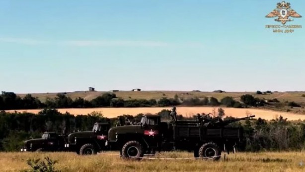 Foto - Gerilim tırmanıyor! Rusya 480 tank ve 900'den fazla zırhlı araç gönderdi