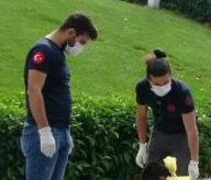 Foto - Gezi Parkı yakınlarında görülmemiş olay! Vatandaşlar kadını böyle görünce hayrete düştü