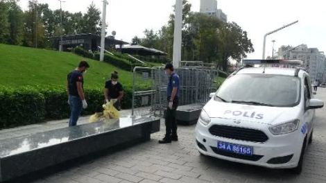 Foto - Gezi Parkı yakınlarında görülmemiş olay! Vatandaşlar kadını böyle görünce hayrete düştü