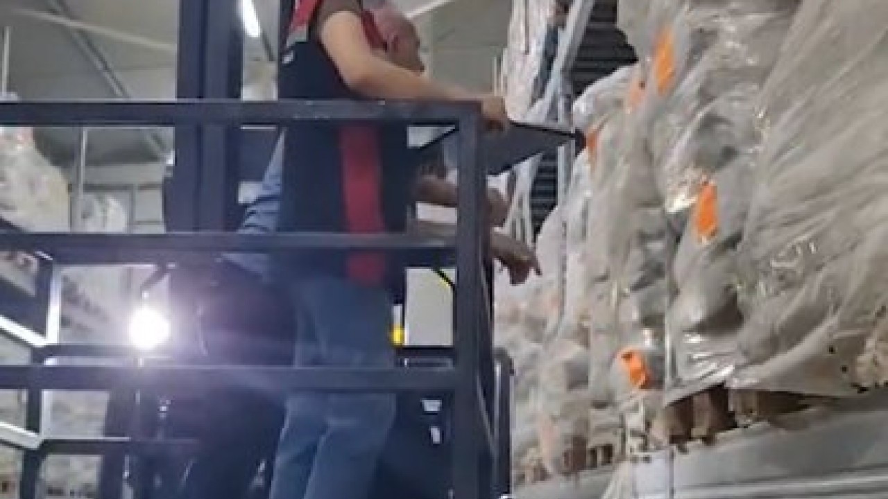 Foto - Gıda teröristlerine operasyon! Tonlarca süt ve peynir depolara kaldırıldı