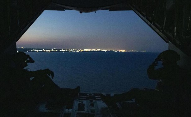 Foto - Giderek tırmanan gerilim sonrası ilk kez ilan ettiler! Askeri hareketlilik… İki ülke karşı karşıya