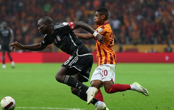 Foto - Gidiş nedeni belli oldu ama... Menajeri hala takım arıyor! Beşiktaş'a artistlik yapmadan önce düşüneceksin işte...