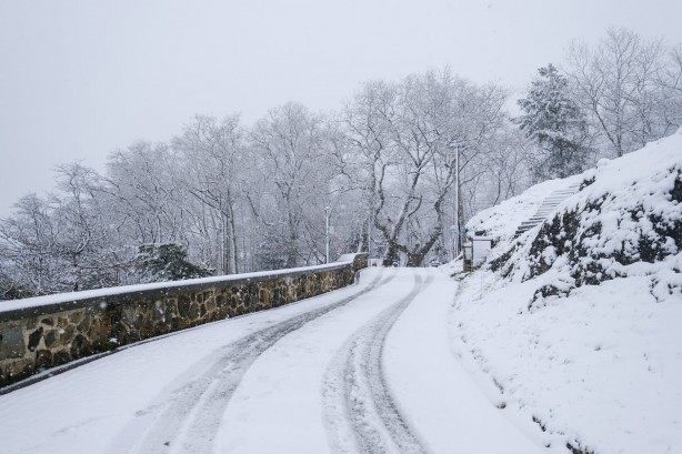 Foto - Giresun'da kar yağışı ulaşım ve enerji hizmetlerinde aksamalara yol açtı