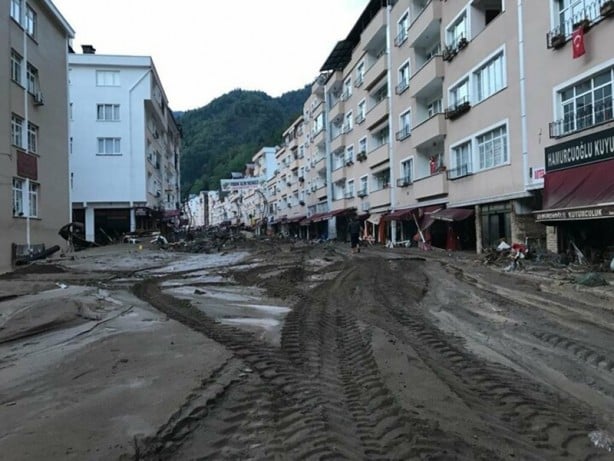 Foto - Giresun'daki sel felaketinin boyutları gün ağarınca ortaya çıktı