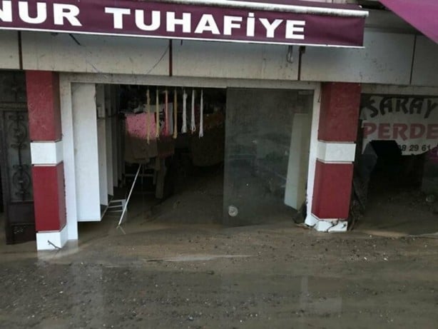 Foto - Giresun'daki sel felaketinin boyutları gün ağarınca ortaya çıktı