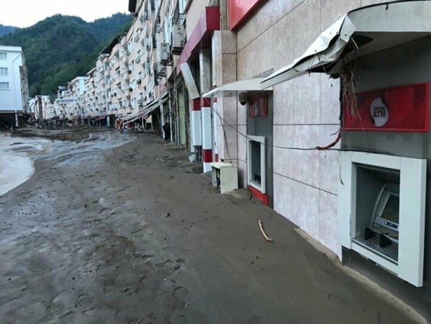 Foto - Giresun'daki sel felaketinin boyutları gün ağarınca ortaya çıktı