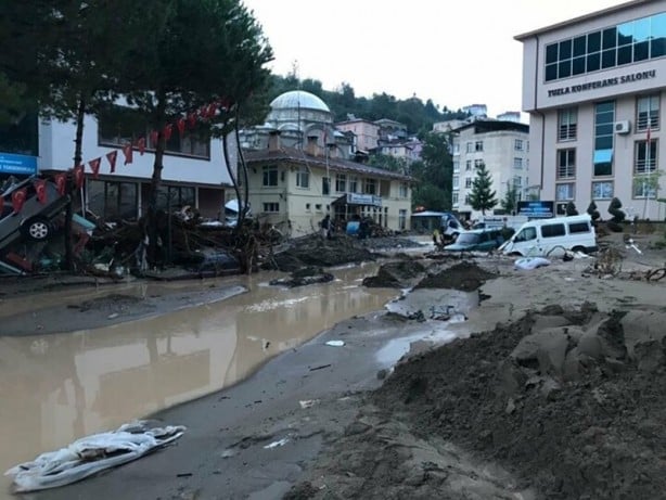 Foto - Giresun'daki sel felaketinin boyutları gün ağarınca ortaya çıktı