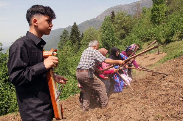 Foto - Giresun'un Çanakçı ilçesinde asırlık imece geleneği yaşatılıyor