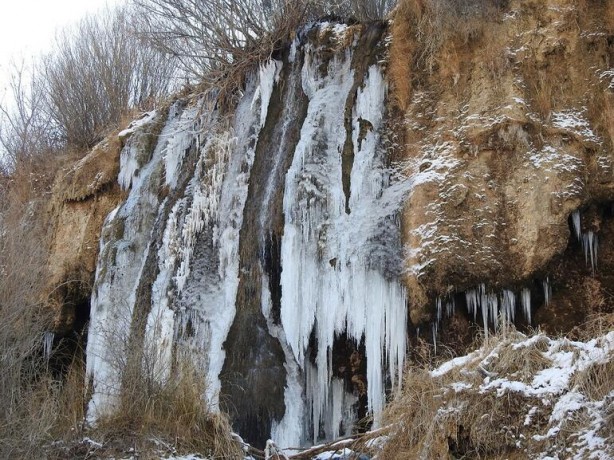 Foto - Girlevik Şelalesi buz tuttu