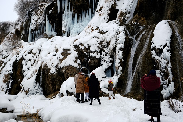 Foto - Girlevik Şelalesi kışın bir başka güzel