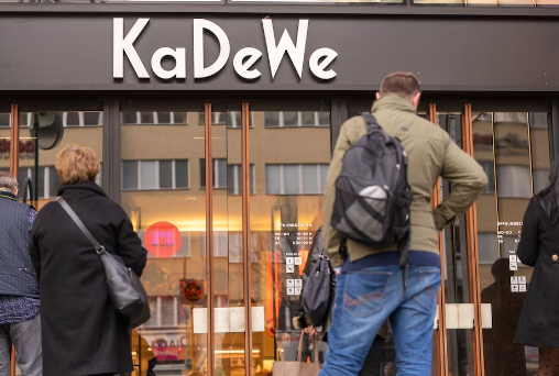 Foto - Giyim devi iflas etti! Mağazaların hepsini kapatacaklar