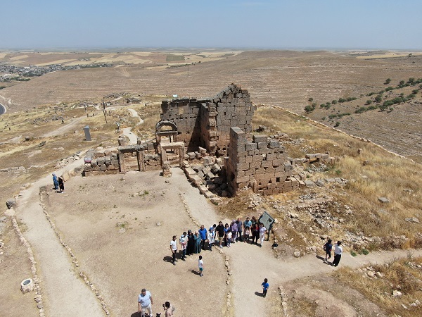 Foto - Gizem sonunda çözülmeye başlıyor | O kalenin altında öyle bir şey bulundu ki!