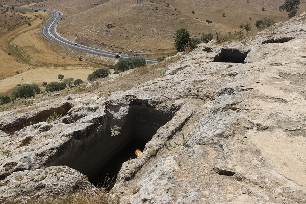 Foto - Gizem sonunda çözülmeye başlıyor | O kalenin altında öyle bir şey bulundu ki!