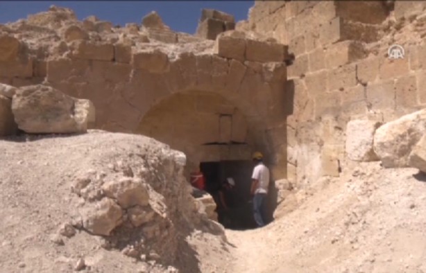 Foto - Gizemli kalede ilginç detaylar! Üst düzey ya da generaller…