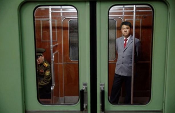 Foto - Gizemli ülke Kuzey Kore'nin metrosu