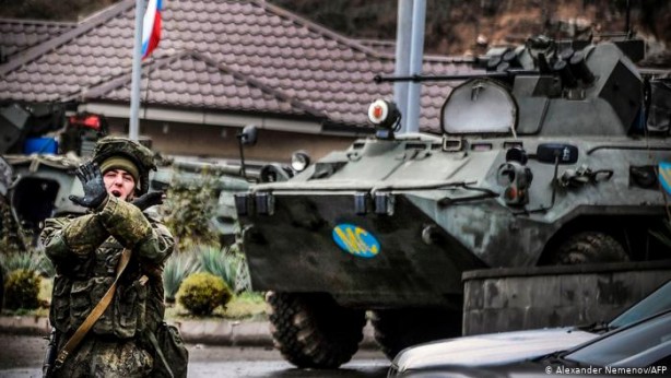 Foto - Gizlenen fotoğraflar Twitter’dan yayınlandı! Ermenistan’da istifa