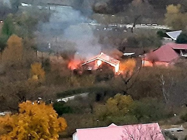 Foto - Gizlenen fotoğraflar Twitter’dan yayınlandı! Ermenistan’da istifa