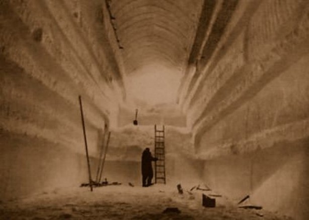 Foto - Gizli askeri üssü küresel ısınma ortaya çıkardı!