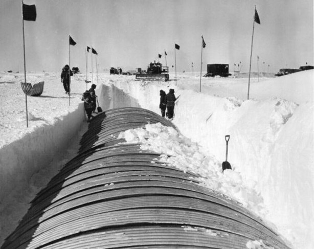 Foto - Gizli askeri üssü küresel ısınma ortaya çıkardı!