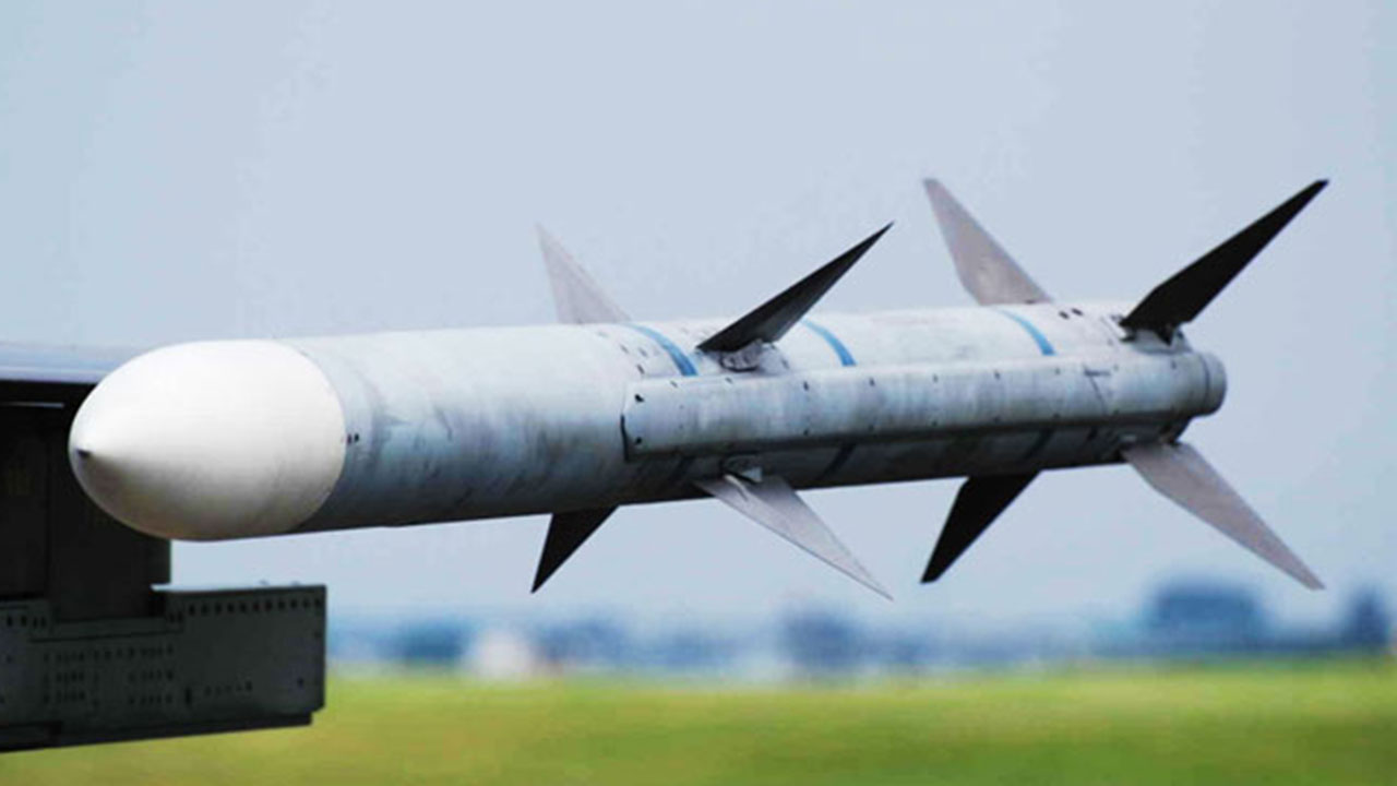 Foto - 'Gizli bir madde eklettik' deyip duyurdular: Türkiye bizi bu füzeyle vuramaz