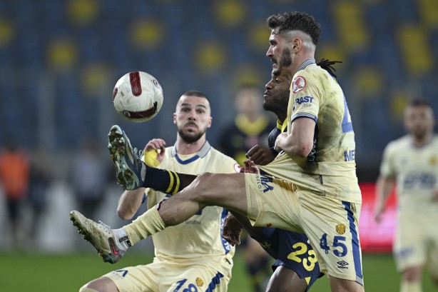 Foto - Gizli olarak bilinen yıldız: Bu gelişme Fenerbahçe'yi şoka sokacak! İtalyanlar kafayı fena bozdu...