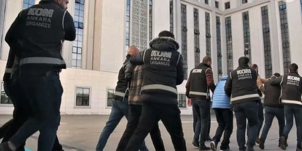 Foto - Gizli tanığın kaçışını bir komiser organize etti! Uğur Dündar bu işin neresinde?