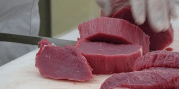 Gizli tehlike! Eti pişirmeden önce sakın bunu yapmayın