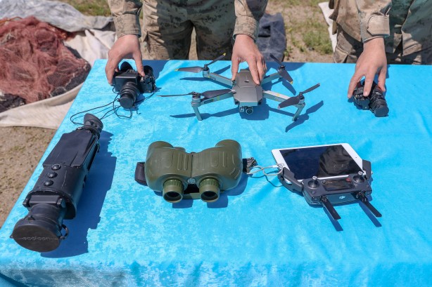 Foto - Göç yolcuğundaki inci kefalleri havadan ve karadan korunuyor