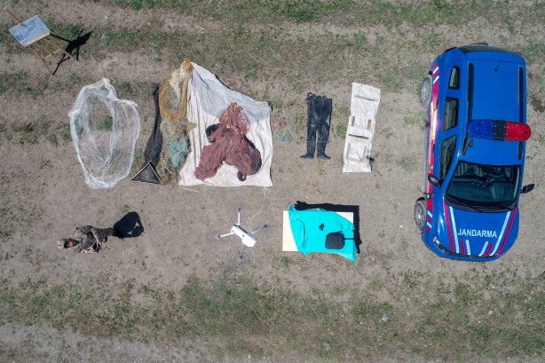 Foto - Göç yolcuğundaki inci kefalleri havadan ve karadan korunuyor