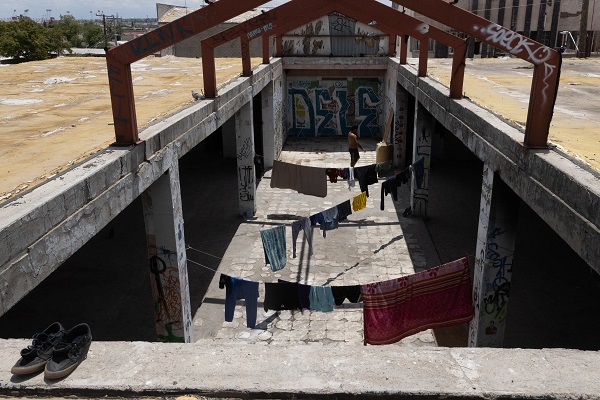 Foto - Göçmenlerin bekleyişi sürüyor