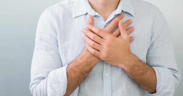 Foto - Göğüs ağrısına neden olan hastalıklar! Acilen bu testleri yaptırın