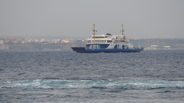 Foto - Gökçeada ve Bozcaada feribot seferlerine 2 gün fırtına engeli