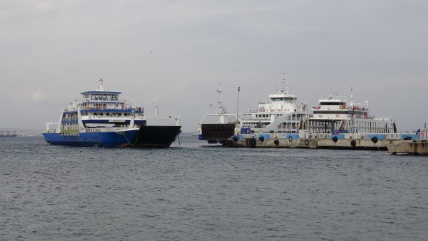 Foto - Gökçeada ve Bozcaada feribot seferlerine 2 gün fırtına engeli