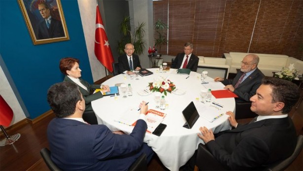 Foto - Gökkuşağı Masası'nın LGBT dosyası kabarık! Aile yapısının altına dinamit koyacaklar