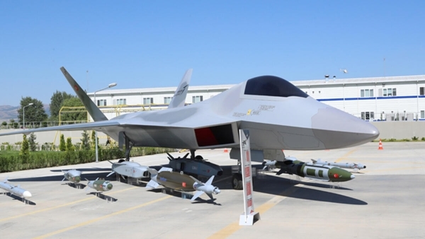 Foto - Göklerde yeni dönemin başlangıcı olacak! Milli Muharip Uçak'tan Akıncı TİHA'ya yeşil ışık